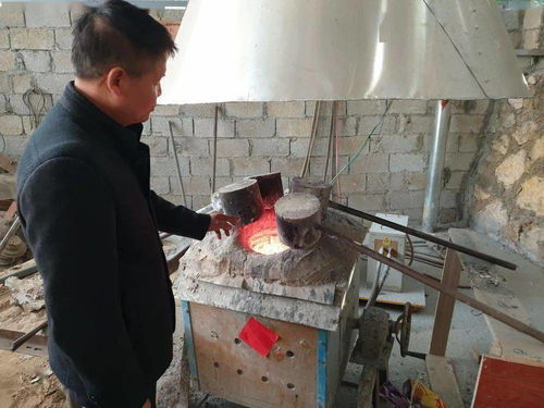 环江 让传统技艺复活的 铜鼓王